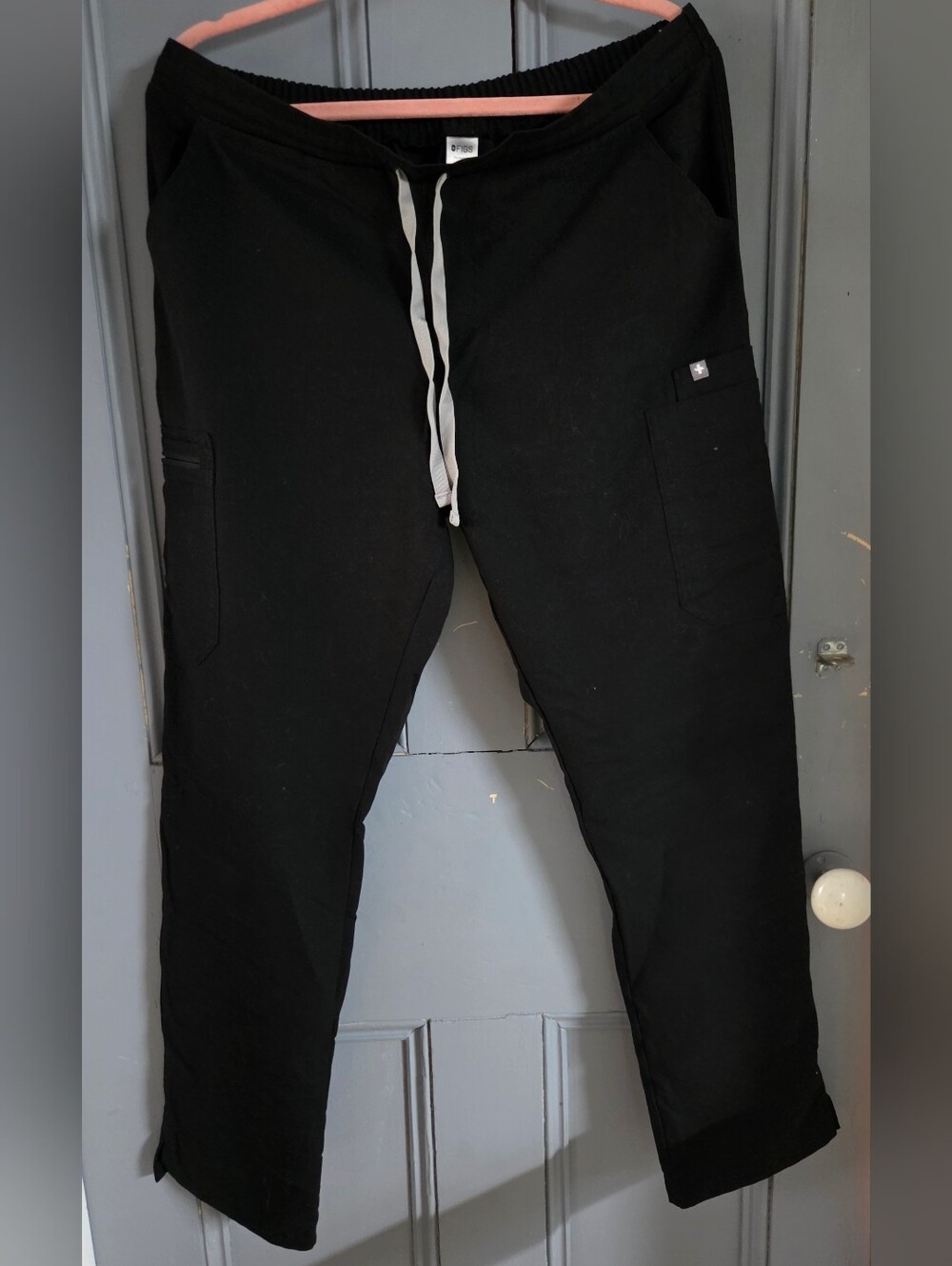 Figs Classic Straight Leg Mid Rise Pant